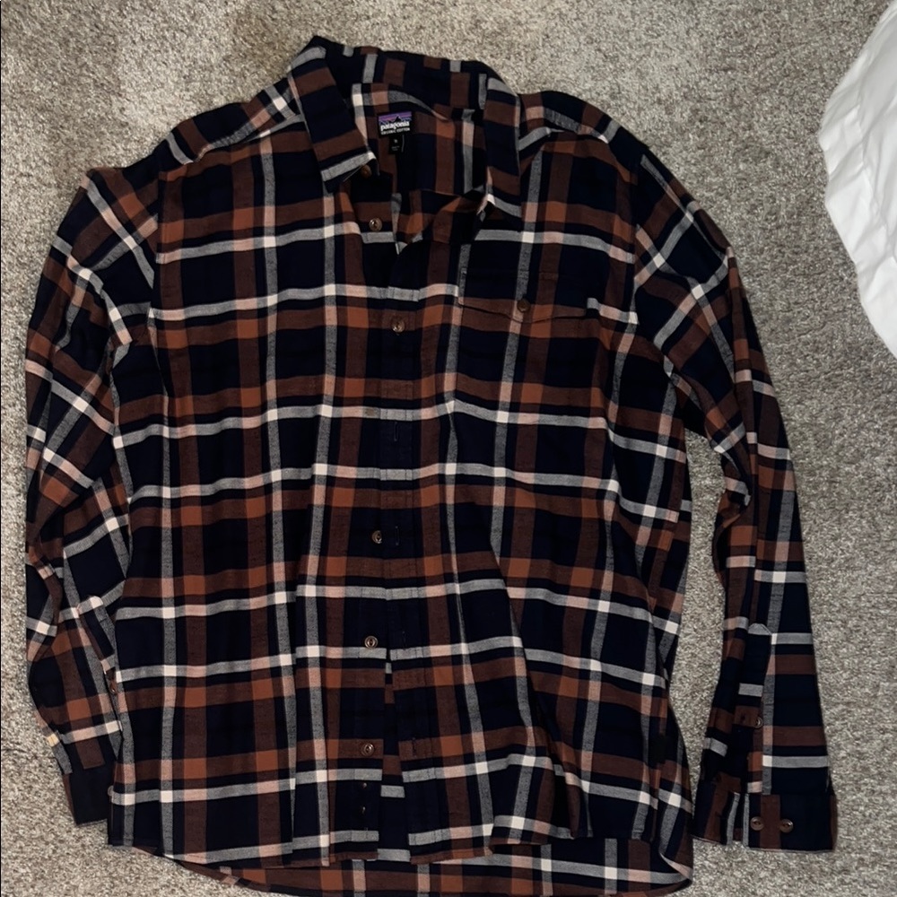 Patagonia Black and Brown Casual Button Down Shirt